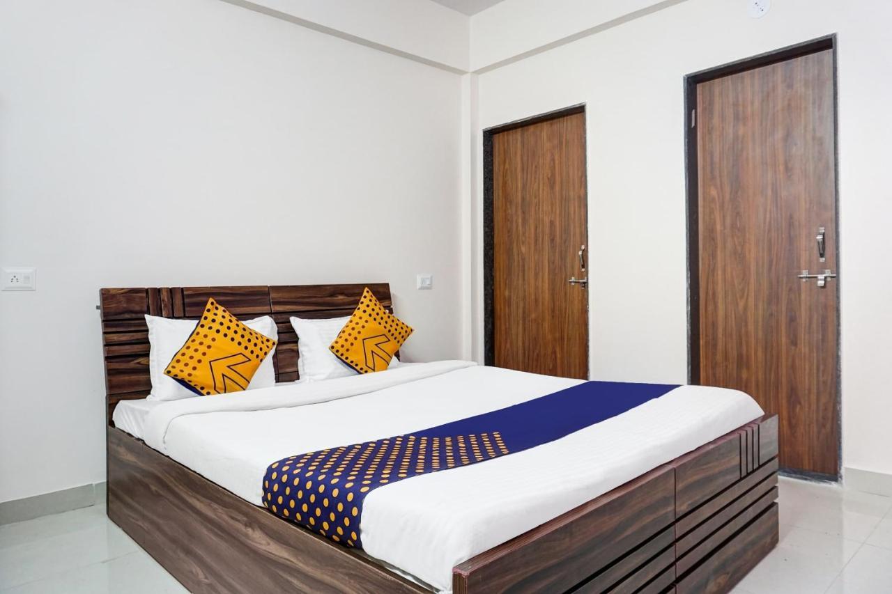 Spot On Siddhi Home Stay ヒンジャワディー エクステリア 写真