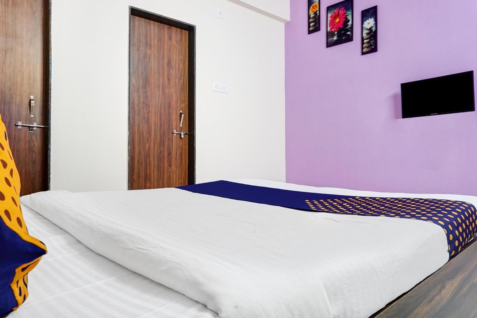 Spot On Siddhi Home Stay ヒンジャワディー エクステリア 写真