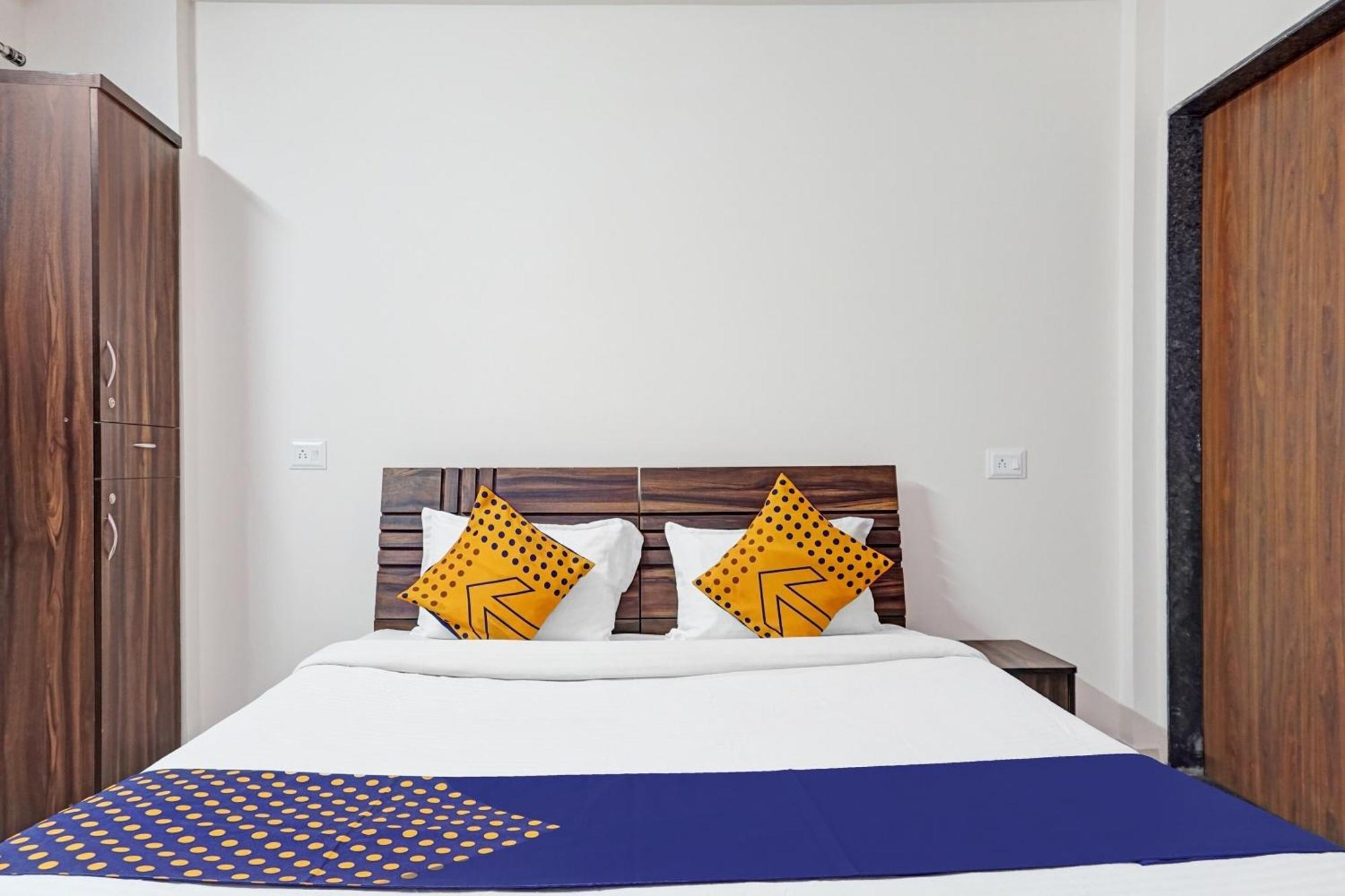 Spot On Siddhi Home Stay ヒンジャワディー エクステリア 写真