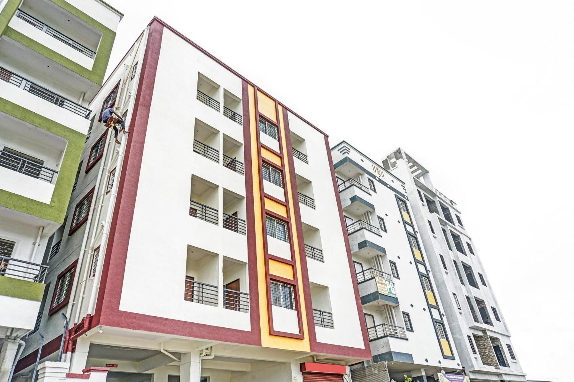 Spot On Siddhi Home Stay ヒンジャワディー エクステリア 写真